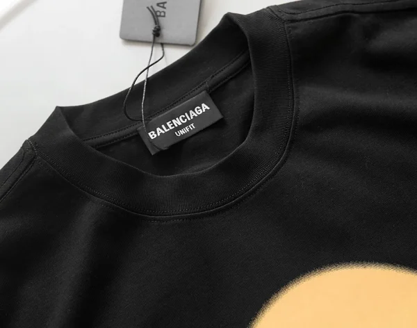 Balenciaga T-shirt – BBS125 - Image 8