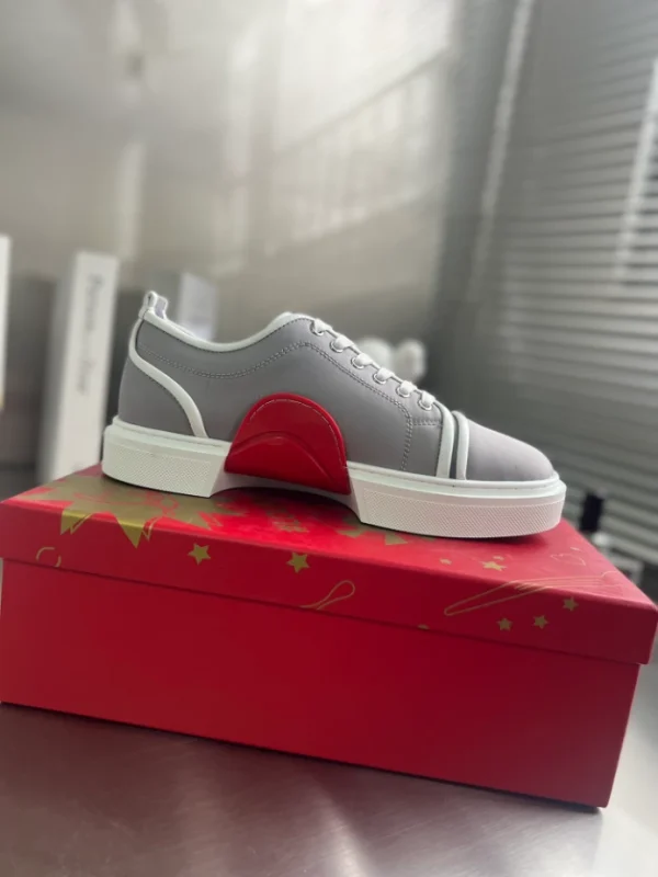 CHRISTIAN LOUBOUTIN ADOLON JUNIOR – CL120