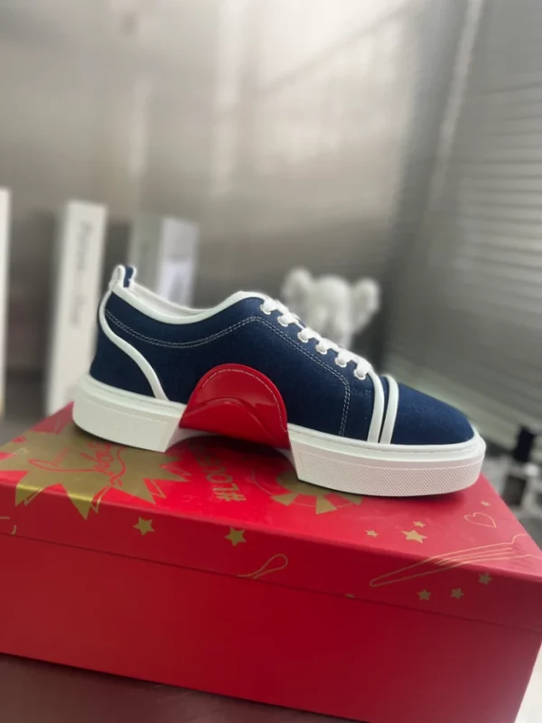 CHRISTIAN LOUBOUTIN ADOLON JUNIOR – CL122