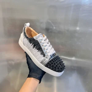 CHRISTIAN LOUBOUTIN LOUIS JUNIOR SPIKES – CL130