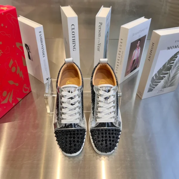 CHRISTIAN LOUBOUTIN LOUIS JUNIOR SPIKES – CL130 - Image 7