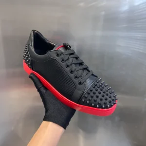CHRISTIAN LOUBOUTIN LOUIS JUNIOR SPIKES – CL141