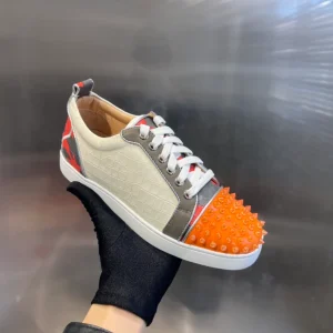 CHRISTIAN LOUBOUTIN LOUIS JUNIOR SPIKES – CL142