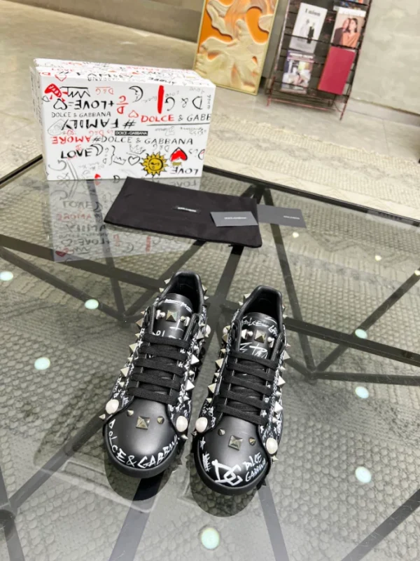 CHRISTIAN LOUBOUTIN LOW TOP SNEAKER – CL150 - Image 6