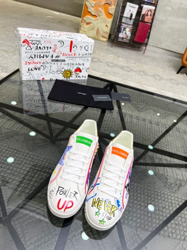 CHRISTIAN LOUBOUTIN LOW TOP SNEAKER – CL151 - Image 10