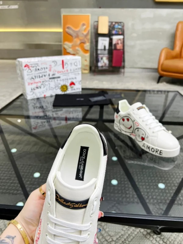 CHRISTIAN LOUBOUTIN LOW TOP SNEAKER – CL155 - Image 10