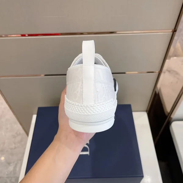 DIOR “B23” LOW-TOP DIOR OBLIQUE SNEAKER – CD7 - Image 5
