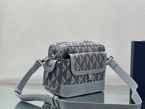 DIOR HIT THE ROAD MESSENGER BAG  – DR017 - Image 4