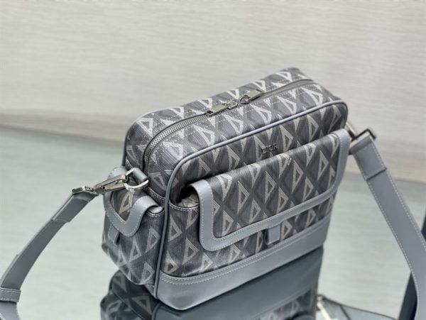 DIOR HIT THE ROAD MESSENGER BAG  – DR017 - Image 6