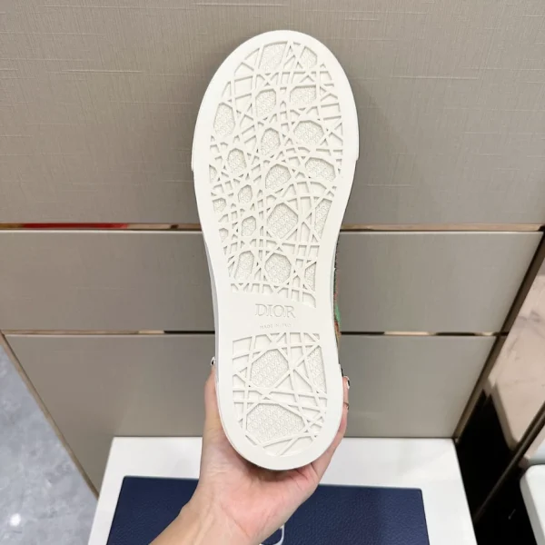 DIOR TEARS B33 SNEAKER – CD149 - Image 4