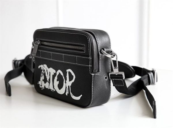DIOR X PETER DOIG SAFFARI MESSENGER BAG  – DR020 - Image 4