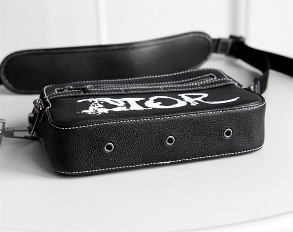 DIOR X PETER DOIG SAFFARI MESSENGER BAG  – DR020 - Image 5