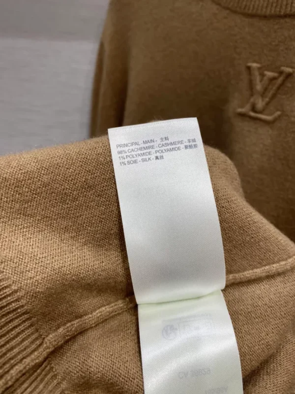 Embossed LV Cashmere Crewneck – SLV034 - Image 4