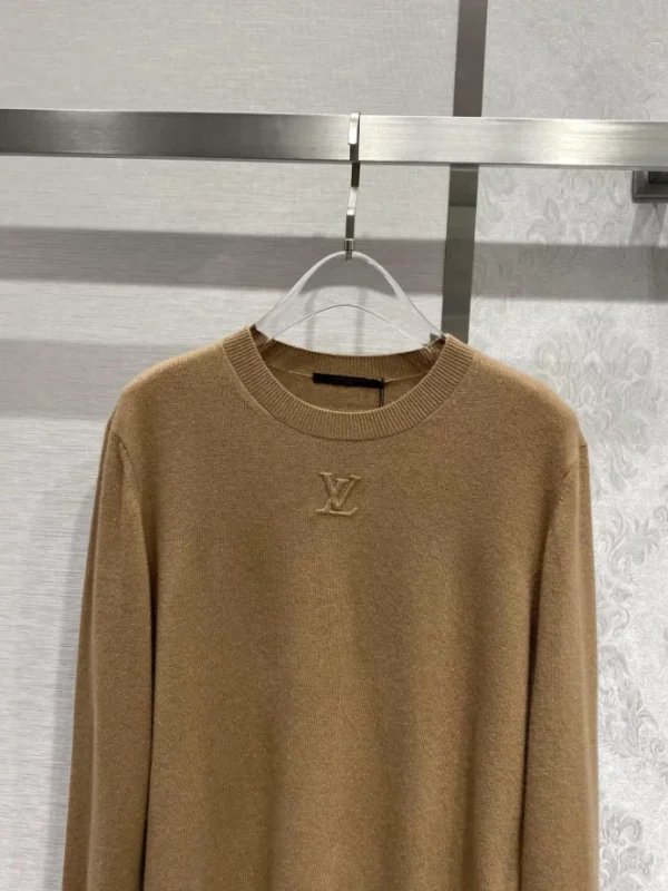 Embossed LV Cashmere Crewneck – SLV034 - Image 8