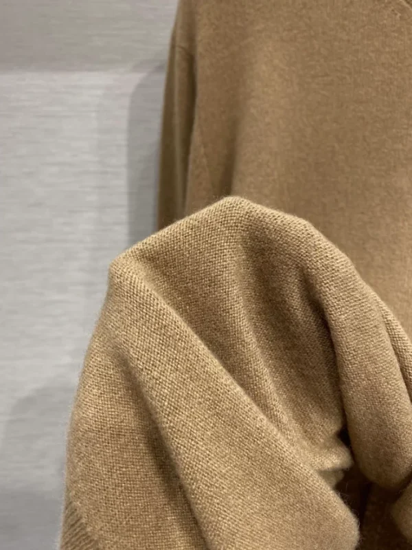 Embossed LV Cashmere Crewneck – SLV034 - Image 9