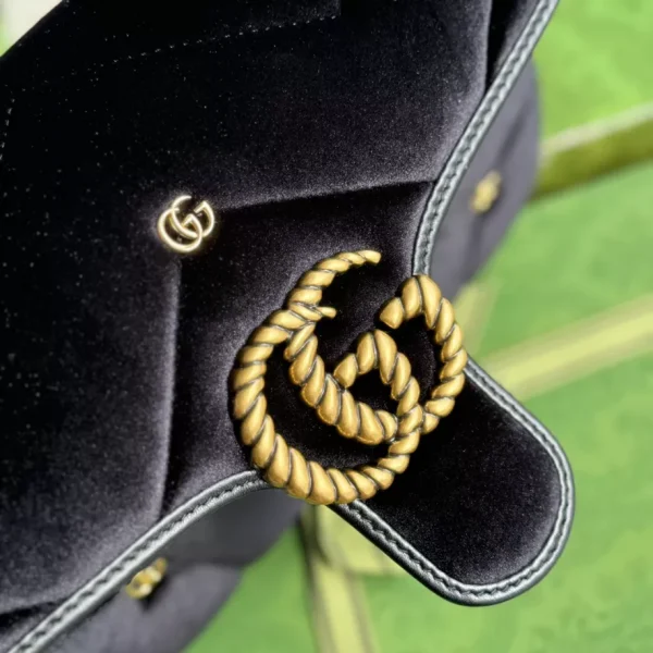GG MARMONT SMALL SHOULDER BAG – GC29 - Image 4