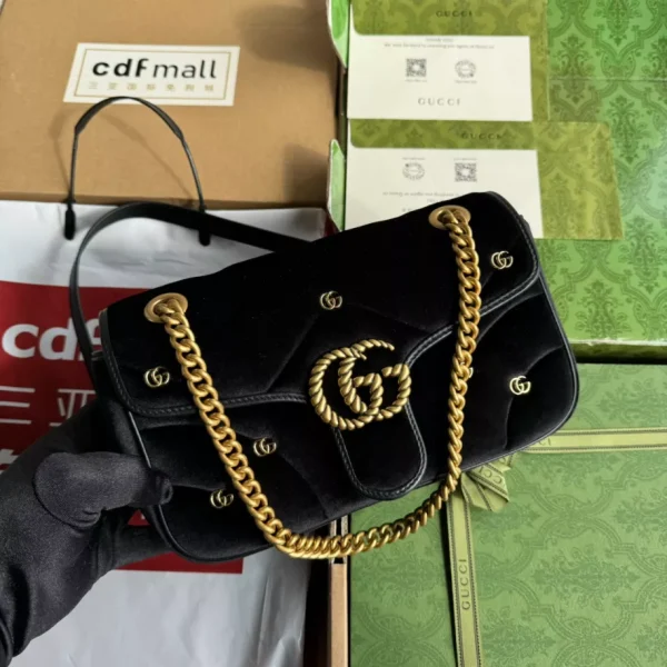 GG MARMONT SMALL SHOULDER BAG – GC29 - Image 2