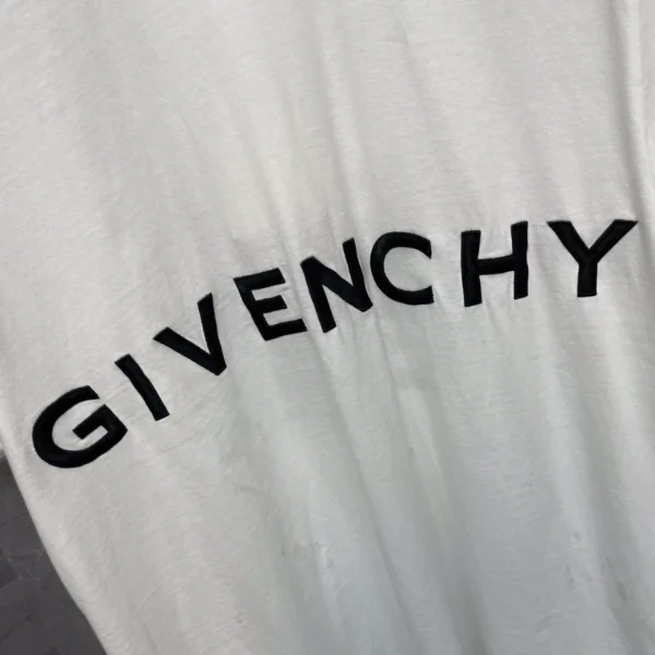 Givenchy 4g Embroidered T-shirt – GVS32 - Image 4