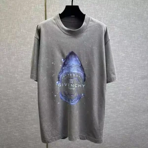 Givenchy T-shirt – GVS60