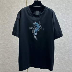 Givenchy  T-shirt – GVS63