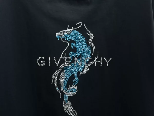 Givenchy  T-shirt – GVS63 - Image 6