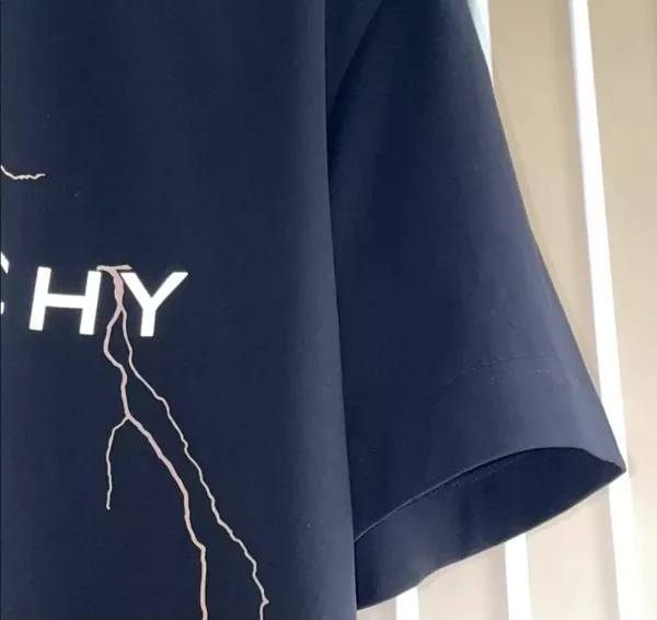 Givenchy Boxy fit T-shirt – GVS65 - Image 6