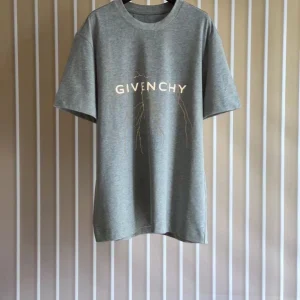 Givenchy T-shirt – GVS69