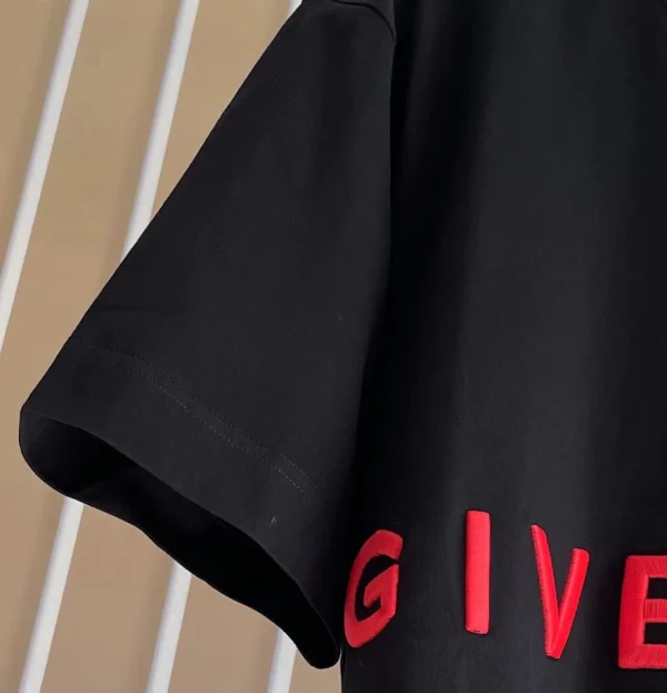 Givenchy T-shirt – GVS70 - Image 5