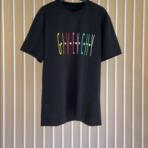 Givenchy T-shirt – GVS71
