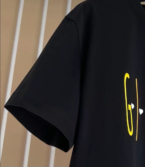 Givenchy T-shirt – GVS71 - Image 2