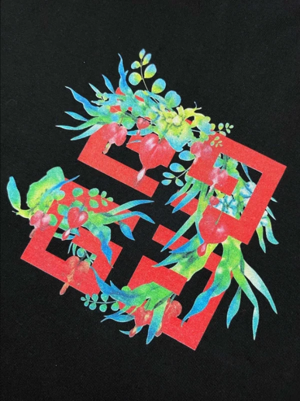 Givenchy T-shirt – GVS42 - Image 7