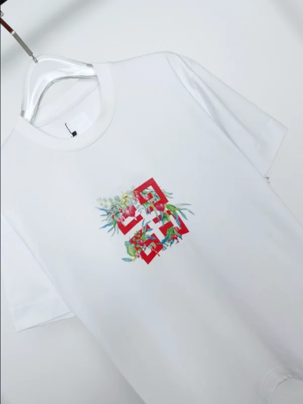 Givenchy T-shirt – GVS43 - Image 2
