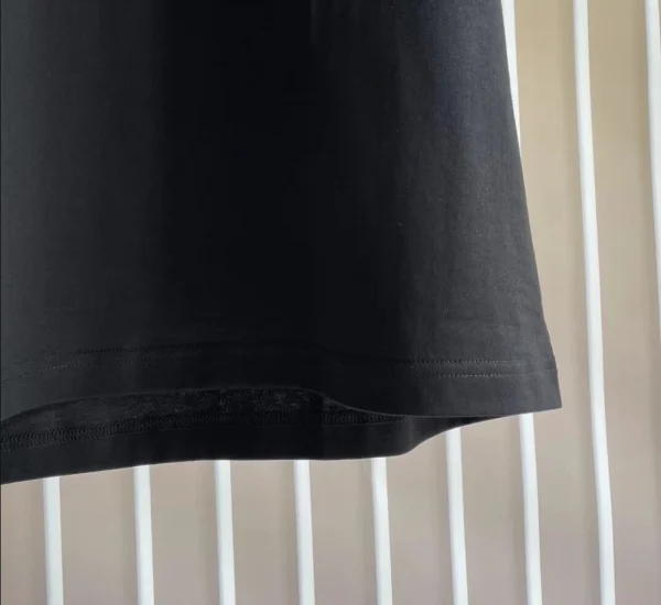 Givenchy T-shirt – GVS46 - Image 7