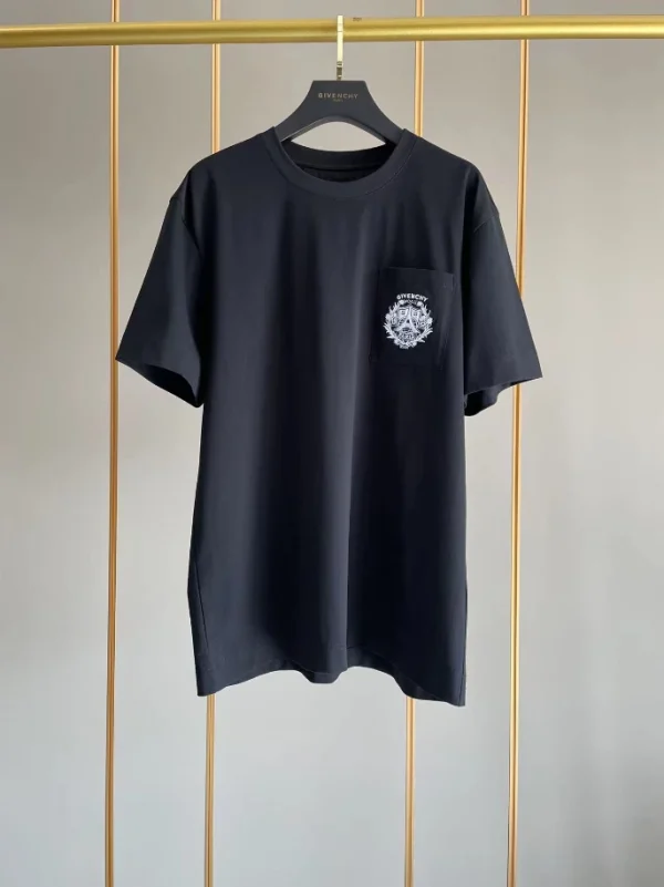 Givenchy T-shirt – GVS52