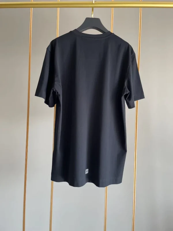 Givenchy T-shirt – GVS52 - Image 2
