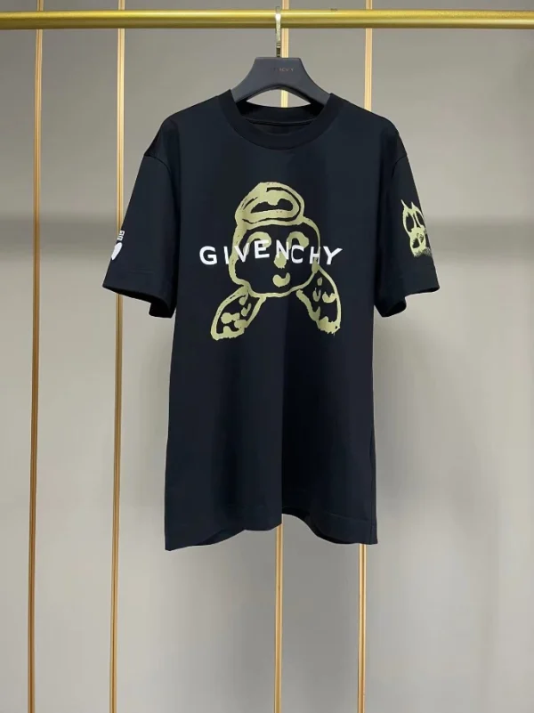 Givenchy T-shirt – GVS54