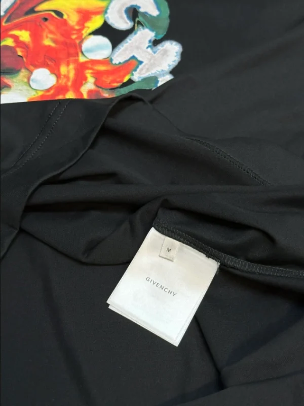 Givenchy T-shirt – GVS66 - Image 4