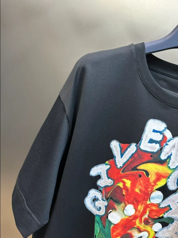 Givenchy T-shirt – GVS66 - Image 7