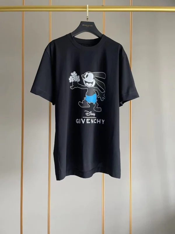 Givenchy T-shirt – GVS73