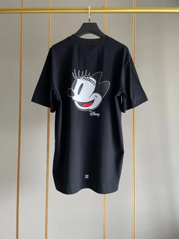 Givenchy T-shirt – GVS73 - Image 2