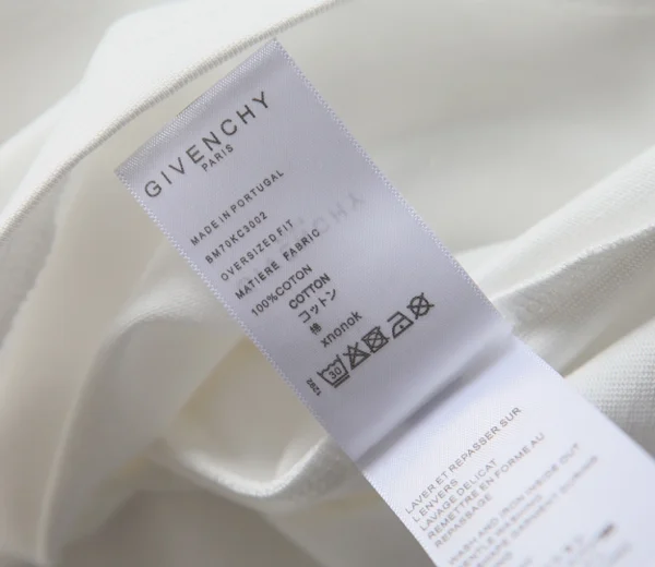 Givenchy T-shirt – GVS74 - Image 7