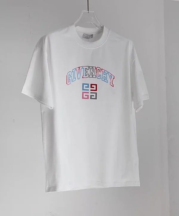 Givenchy T-shirt – GVS75 - Image 8