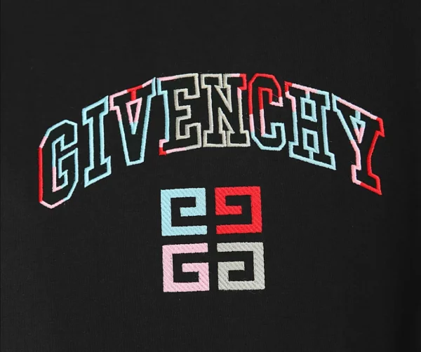 Givenchy T-shirt – GVS76 - Image 5