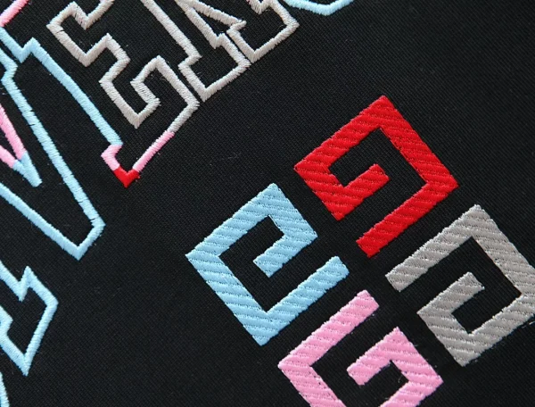 Givenchy T-shirt – GVS76 - Image 6
