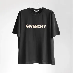Givenchy T-shirt – GVS77