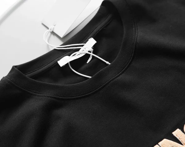 Givenchy T-shirt – GVS77 - Image 3