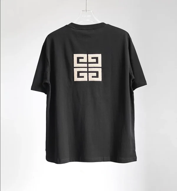 Givenchy T-shirt – GVS77 - Image 2