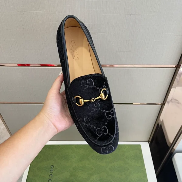Gucci Jordaan GG Velvet Loafer – LGC008 - Image 4