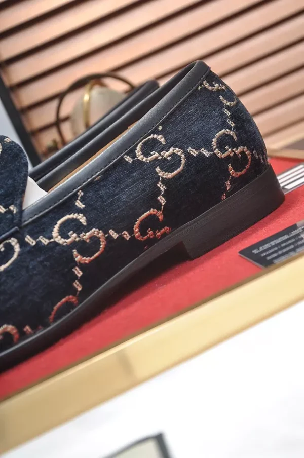 Gucci Jordaan GG Velvet Loafer – LGC009 - Image 8