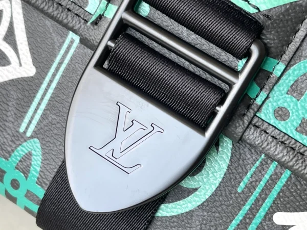 LOUIS VUITTON ARCHY MESSENGER MM MONOGRAM OTHER – WLM573 - Image 10